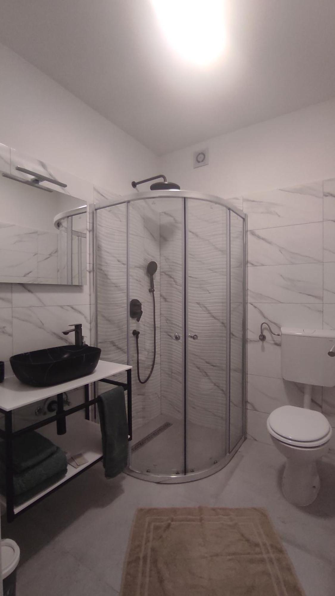 Apartment Nikolena Ровінсько-Село Екстер'єр фото